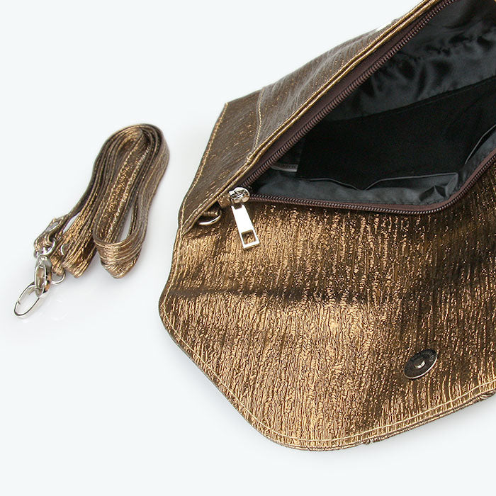 iLLASPARKZ Wrinkled Texture Envelope Clutch Bag with Detachable Strap