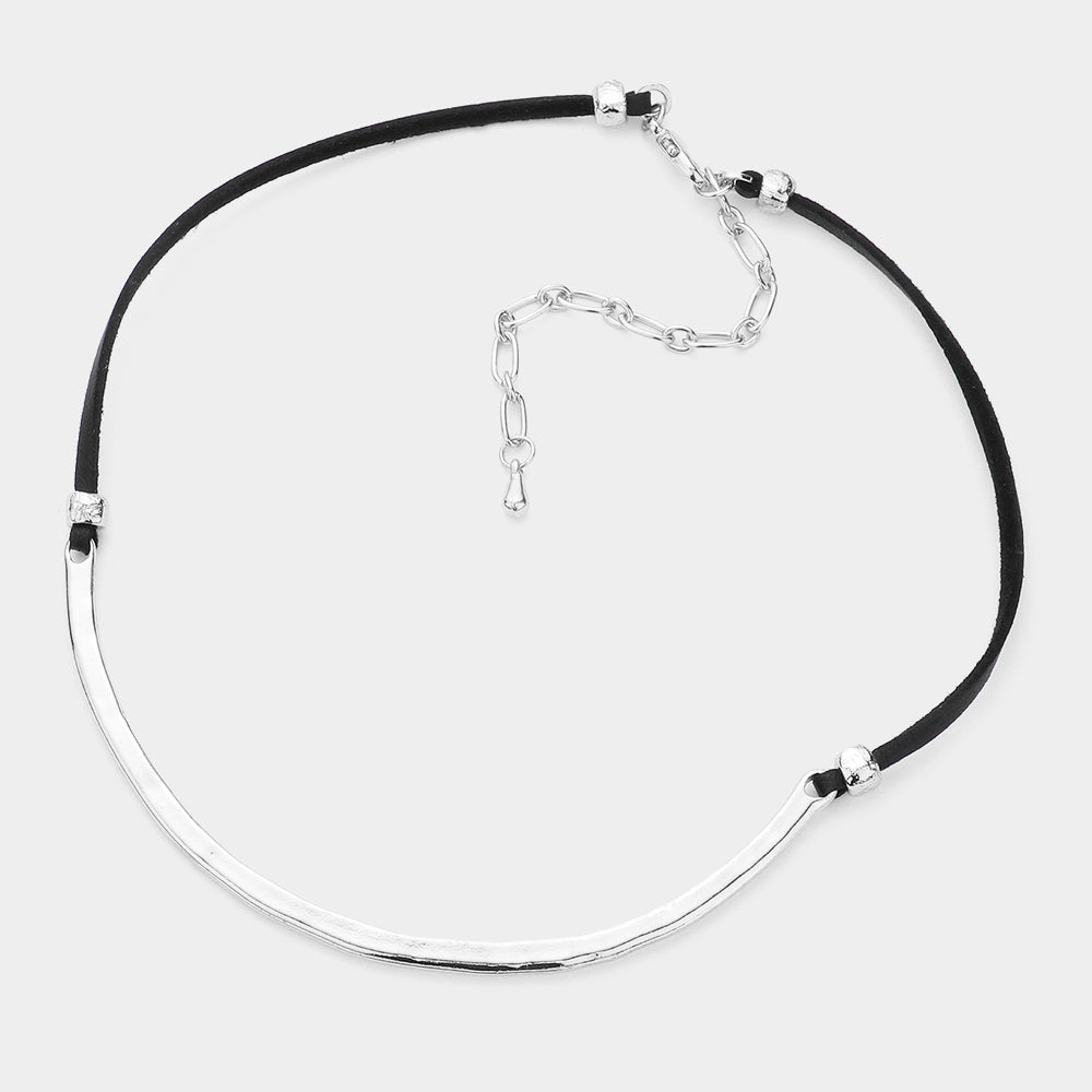 iLLASPARKZ Curved Metal Choker Necklace