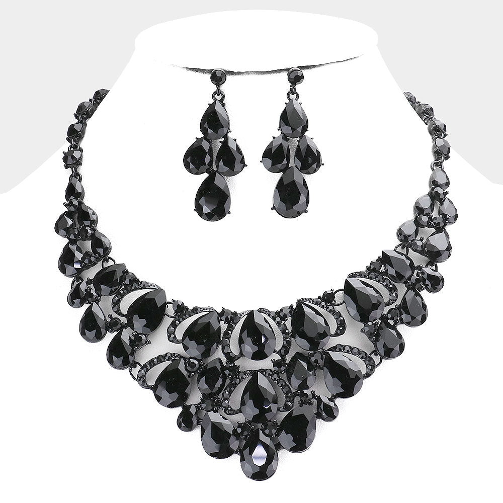 iLLASPARKZ Teardrop Stone Cluster Evening Necklace