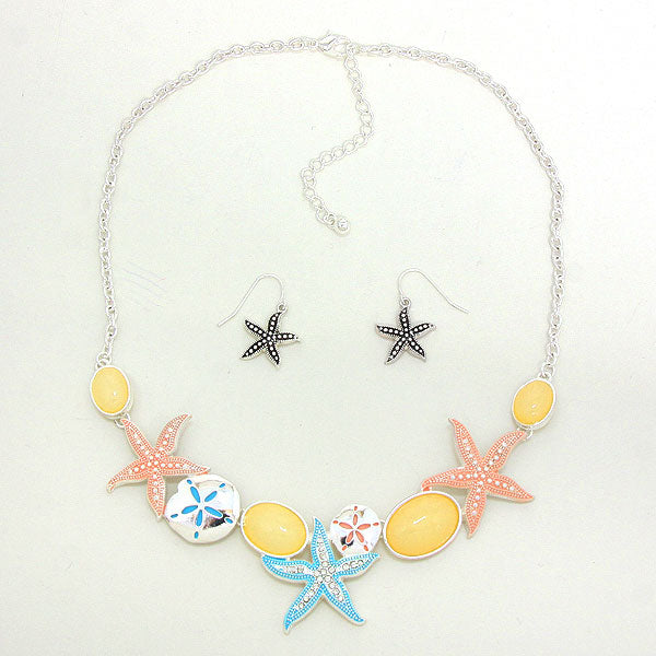 iLLASPARKZ Resin Starfish Collar Necklace