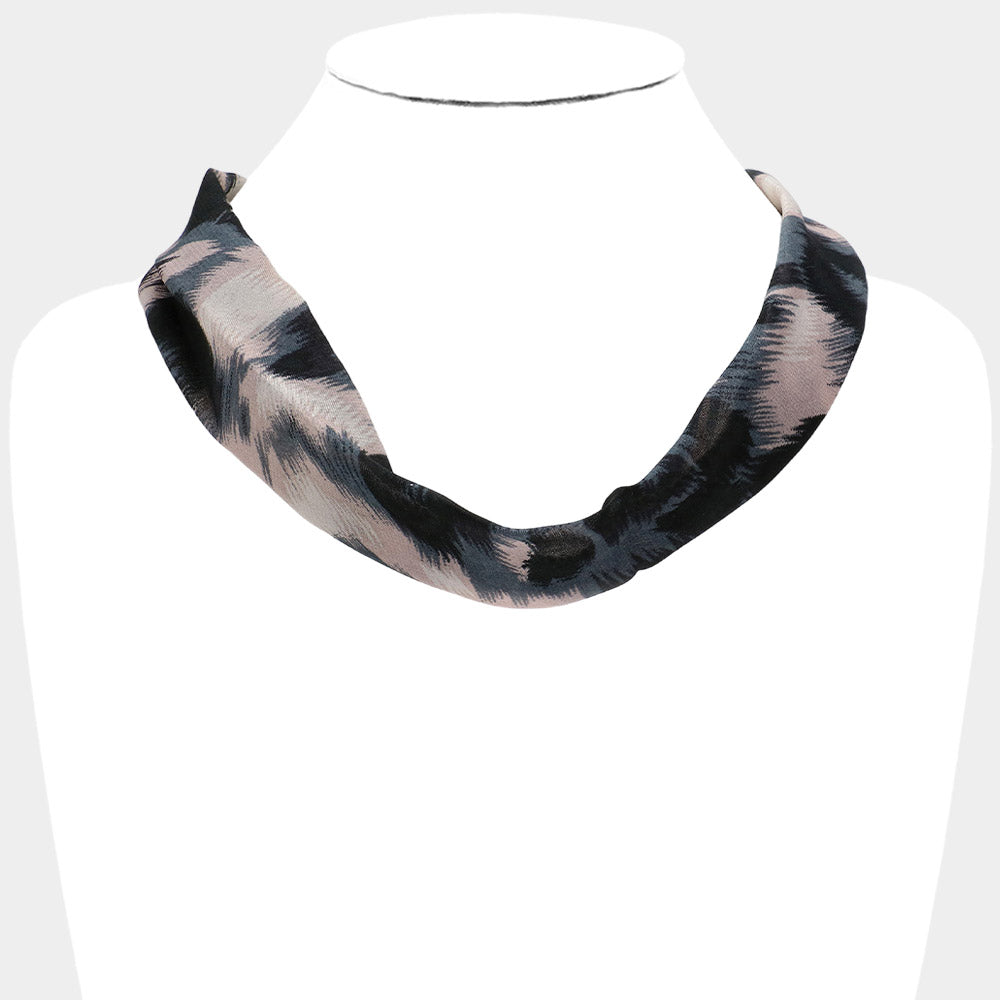 iLLASPARKZ Patterned Fabric Chiffon Necklace