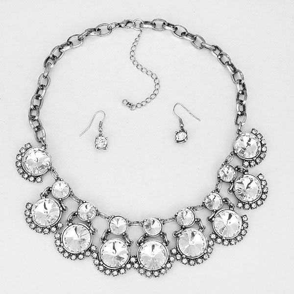 iLLASPARKZ Bubbly Glass Collar Necklace