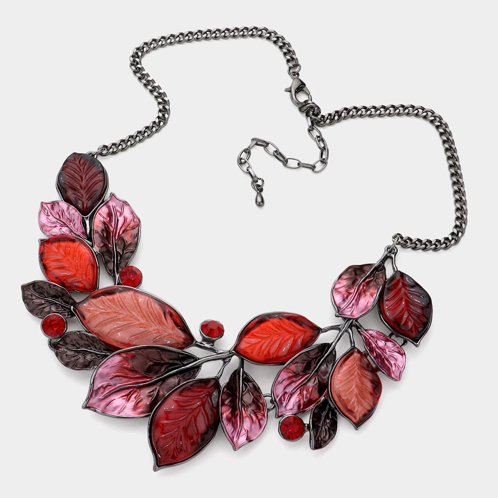 iLLASPARKZ Epoxy Leaf Vine Necklace