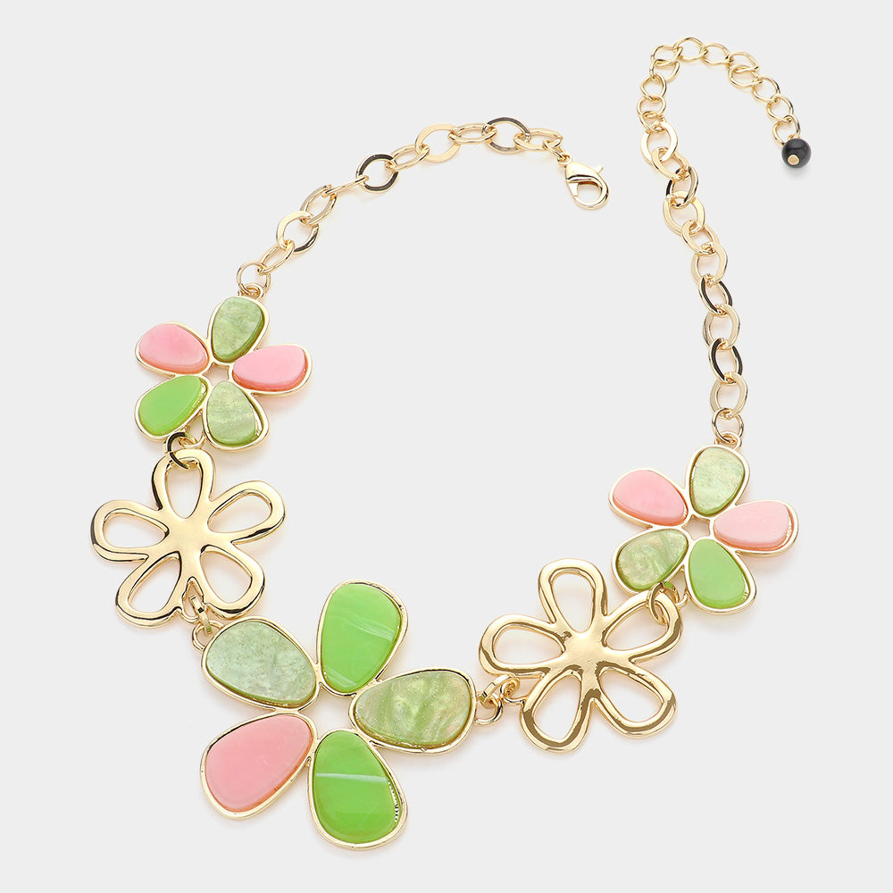 iLLASPARKZ Celluloid Acetate Open Metal Flower Link Necklace