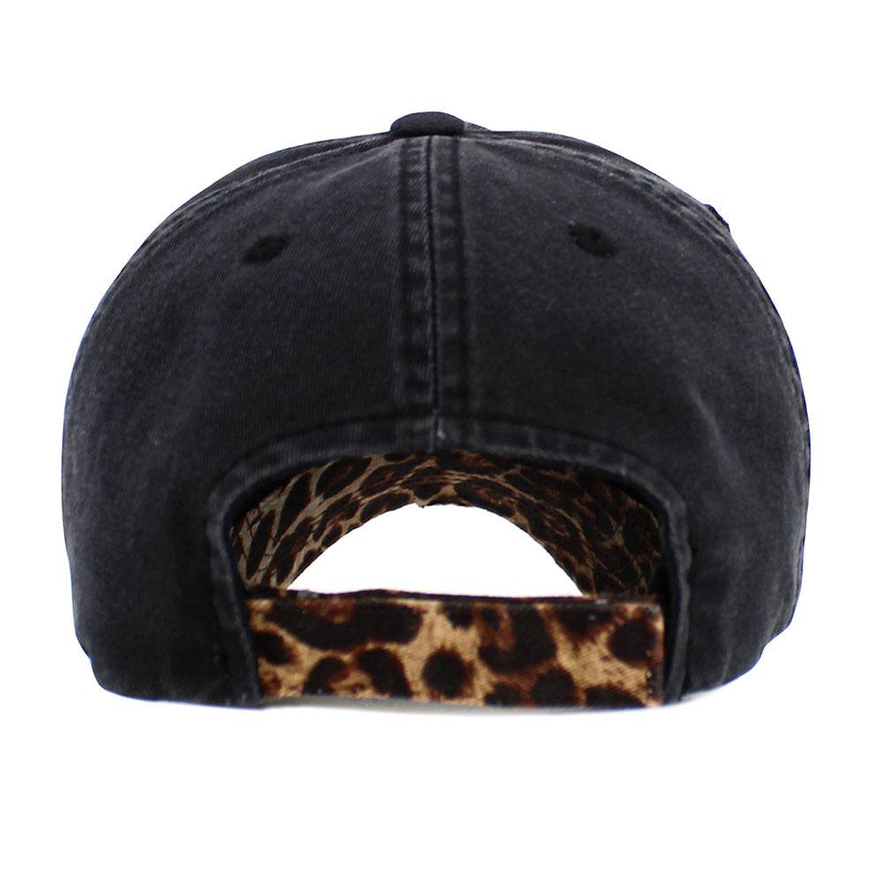 iLLASPARKZ CAMPING QUEEN Message Leopard Vintage Baseball Cap