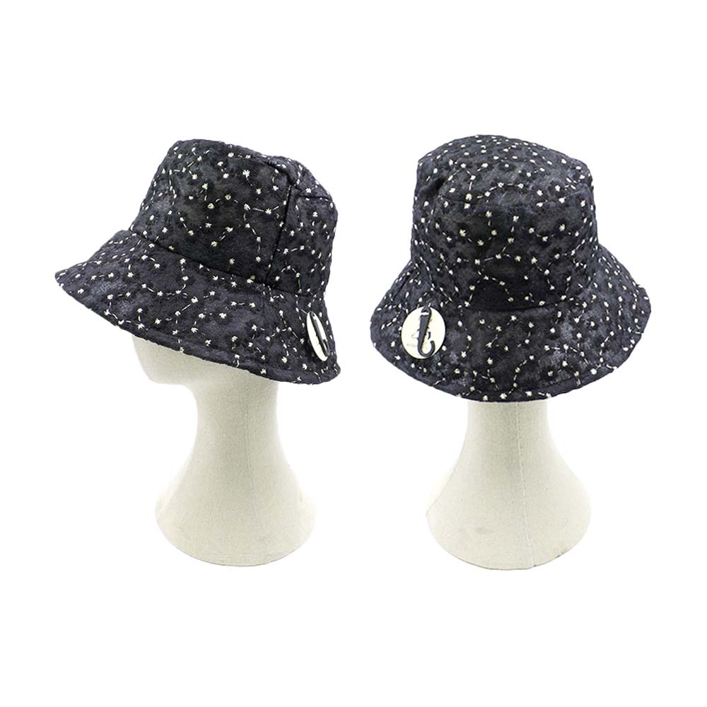 iLLASPARKZ Flower Cluster Bucket Hat