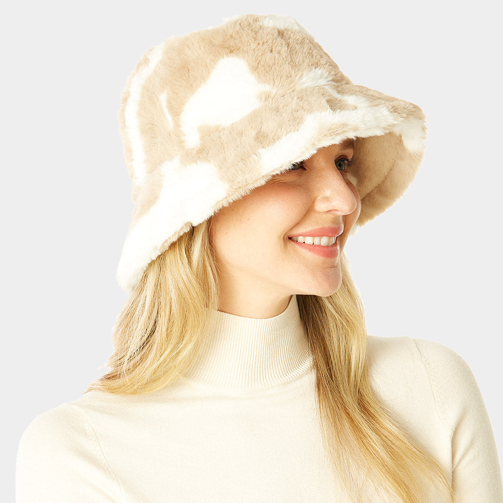 iLLASPARKZ Cow Patterned Faux Fur Bucket Hat