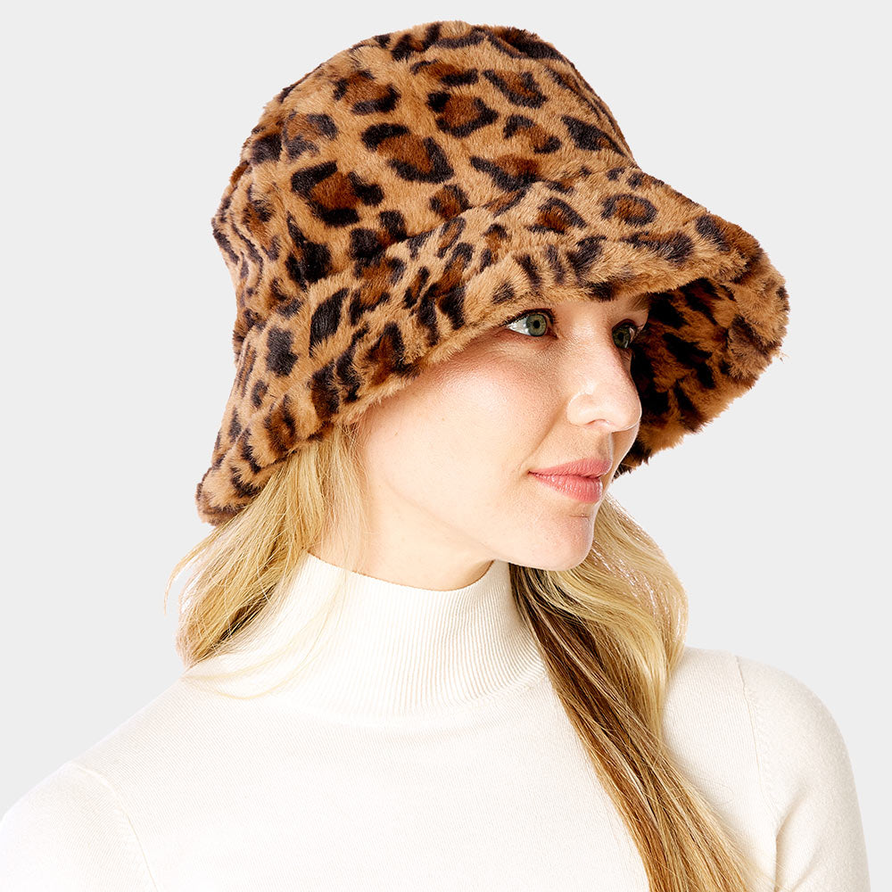 iLLASPARKZ Leopard Patterned Faux Fur Bucket Hat