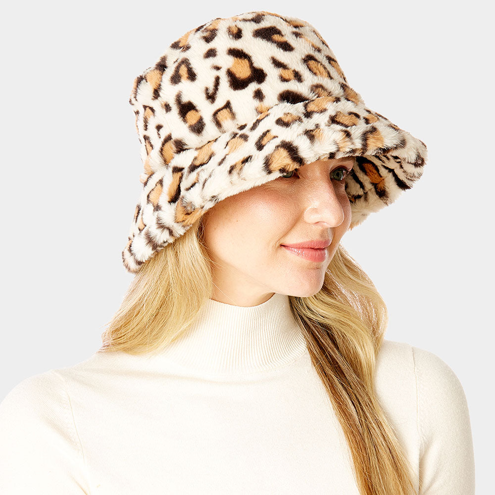 iLLASPARKZ Leopard Patterned Faux Fur Bucket Hat