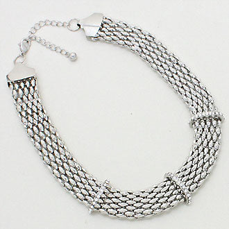 iLLASPARKZ Oval Mesh Horseshoe Necklace