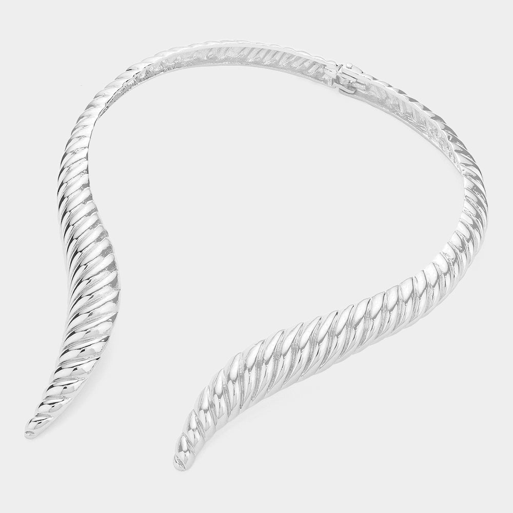 iLLASPARKZ Textured Metal Choker Necklace