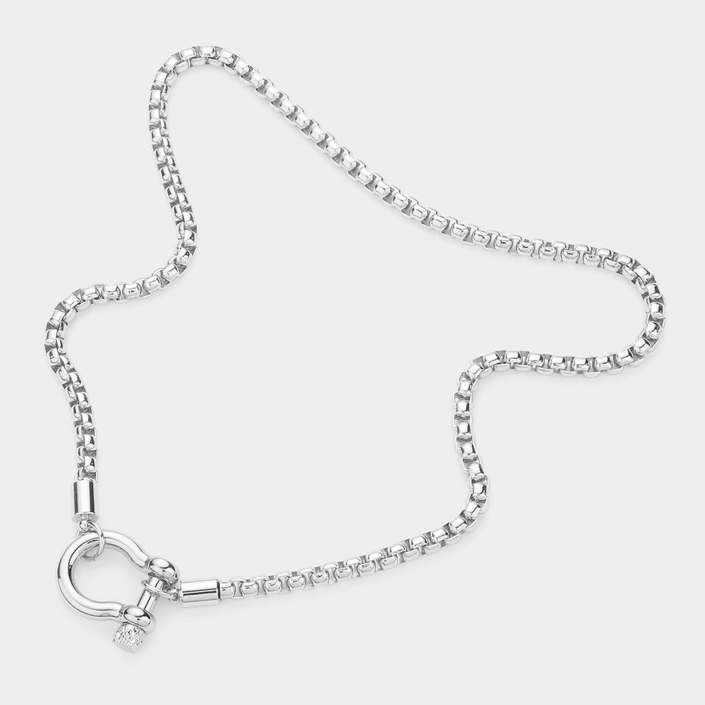 iLLASPARKZ Metal Horseshoe Chunky Necklace