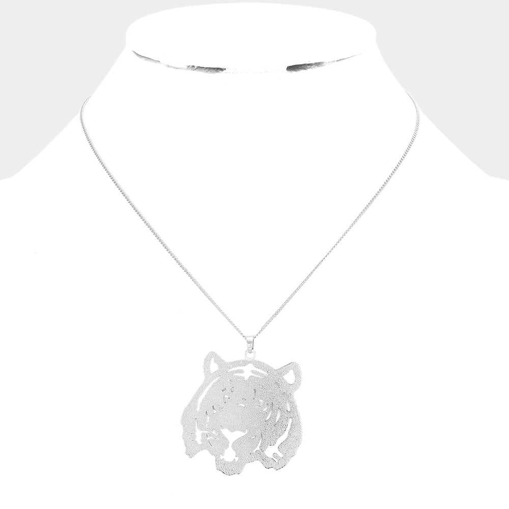 iLLASPARKZ Tiger Face Filigree Pendant Necklace