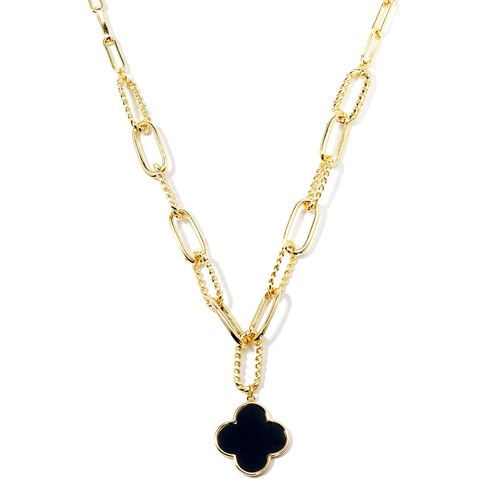 iLLASPARKZ Gold Dipped Quatrefoil Pendant Necklace