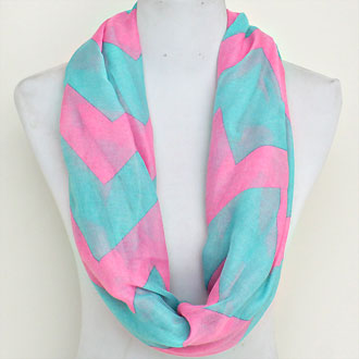 iLLASPARKZ Chevron Polyester Infinity Scarf