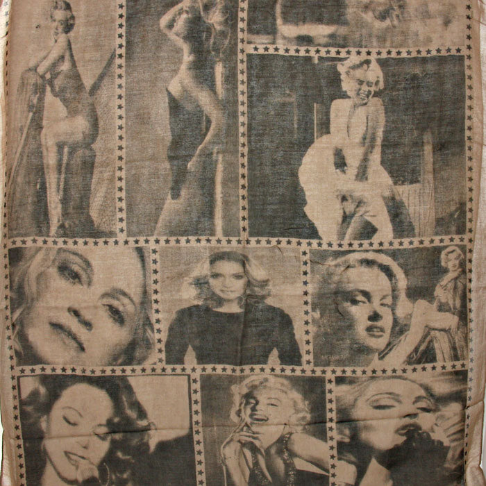 iLLASPARKZ Marilyn Monroe Polyester Scarf