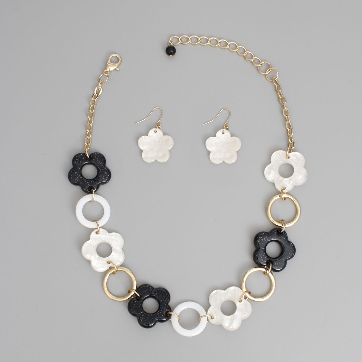 Collar Black White Marbled Flower Linked Necklace