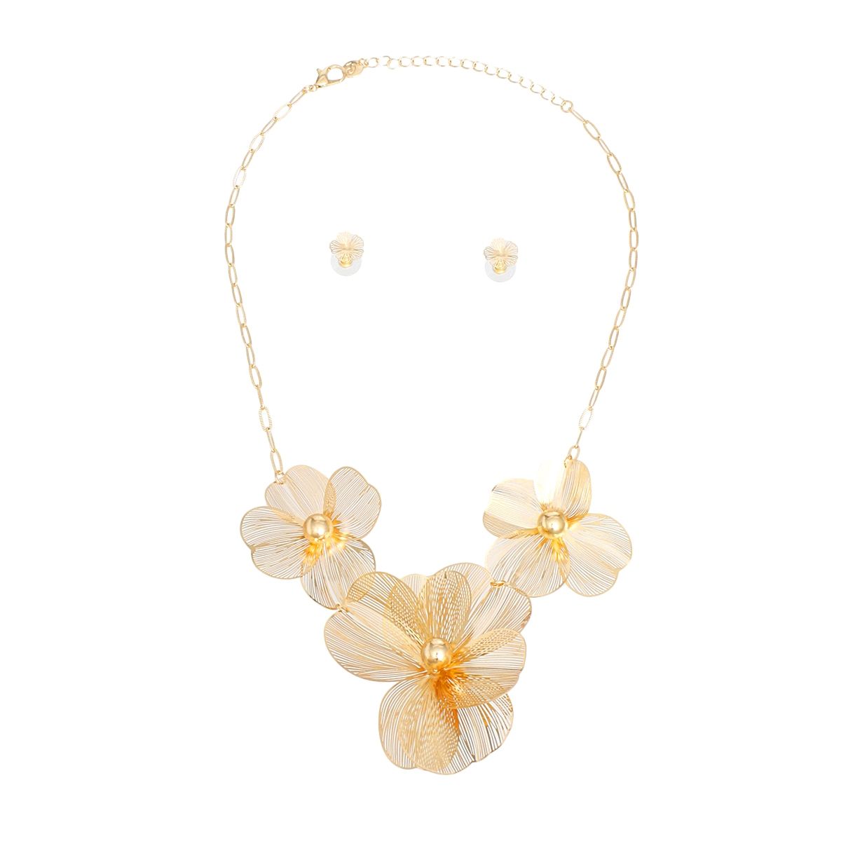 Collar Gold Metal Petal 3D Flower Necklace Women